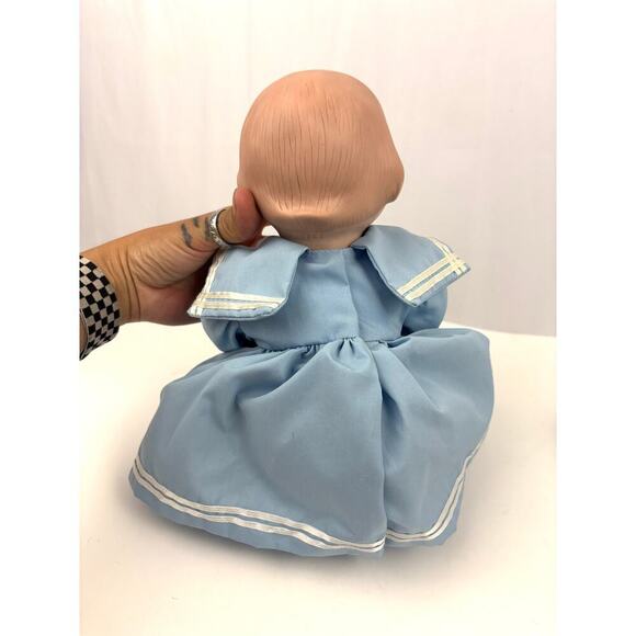 VTG Ashton Drake Porcelain Baby Doll Yolanda Bello - Picture 11 of 15